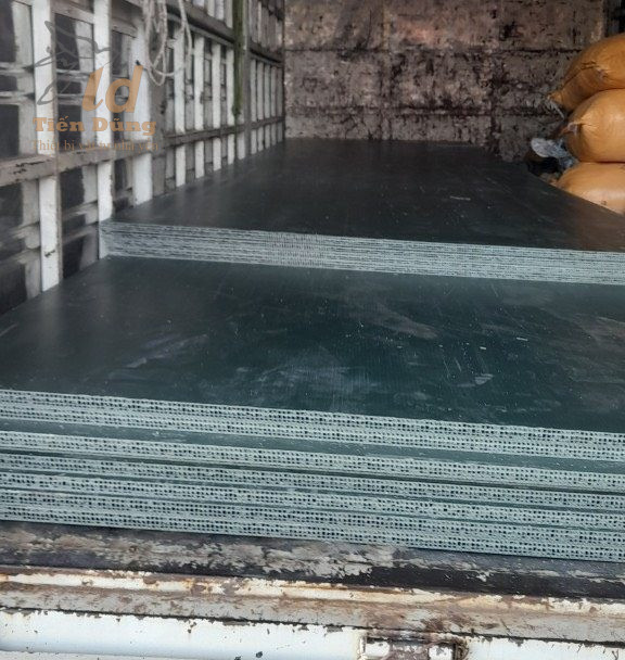 tấm nhựa eco giá rẻ